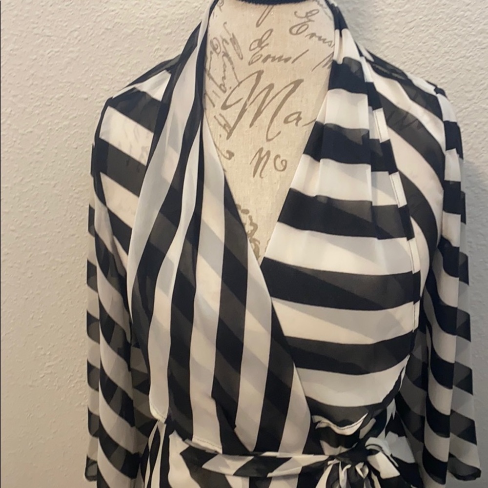 Black and White Waist tied Blouse
